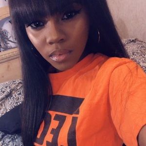 Meet your Posher, Keshambria